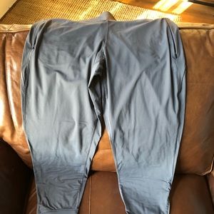 Lululemon Jogger size 12